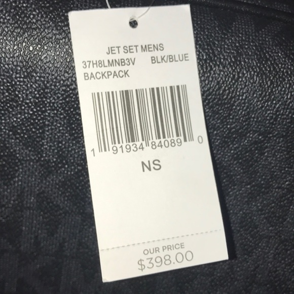 Micheal Kors backpack - Picture 2 of 3